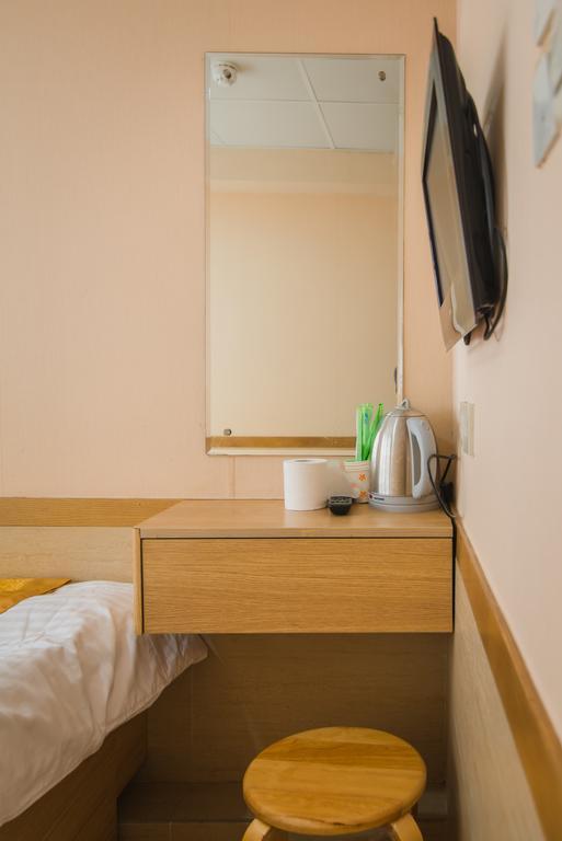 Me Easy Hostel Хонконг Стая снимка