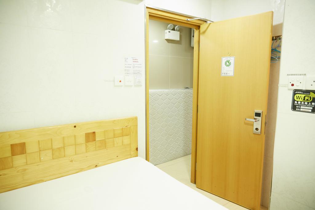 Me Easy Hostel Хонконг Екстериор снимка