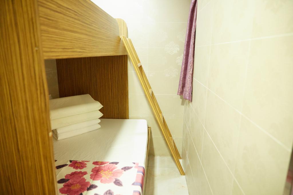 Me Easy Hostel Хонконг Екстериор снимка