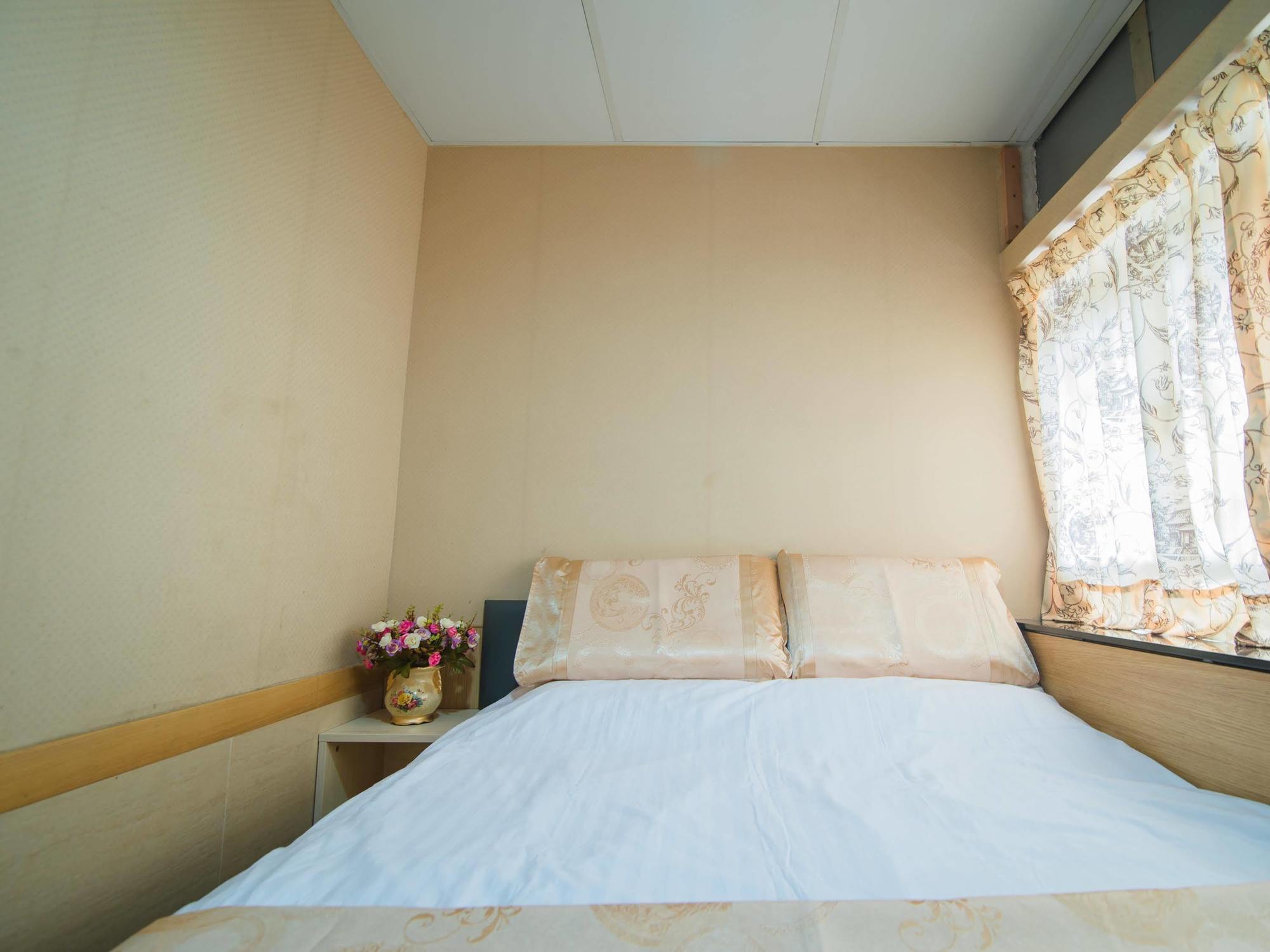 Me Easy Hostel Хонконг Екстериор снимка