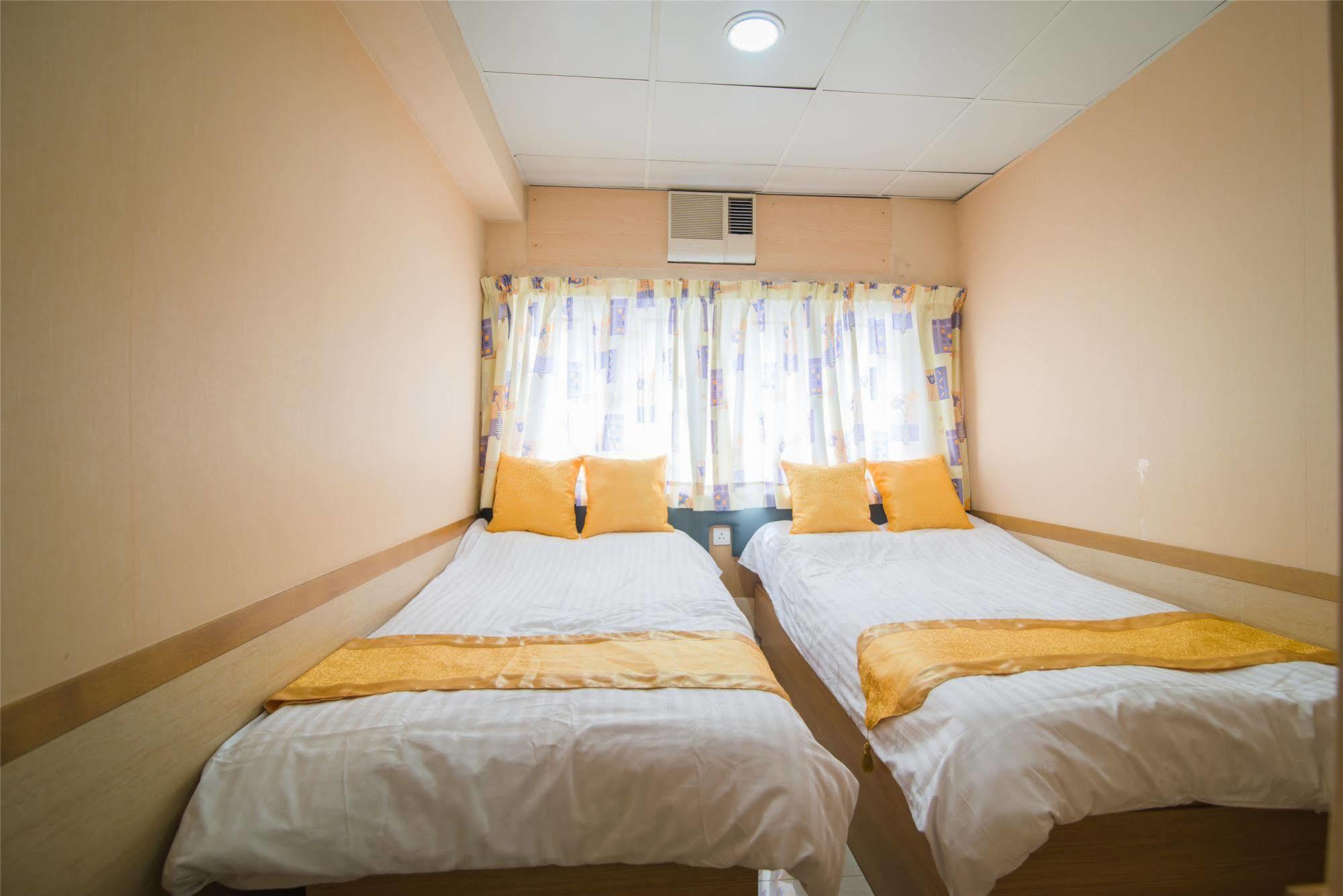 Me Easy Hostel Хонконг Екстериор снимка