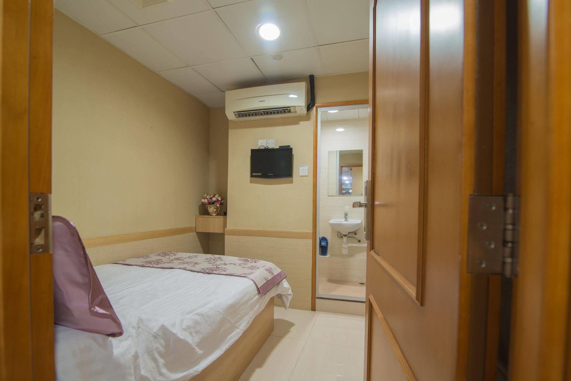 Me Easy Hostel Хонконг Екстериор снимка